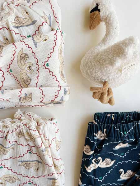 Konges Sløjd : Cygne en peluche
