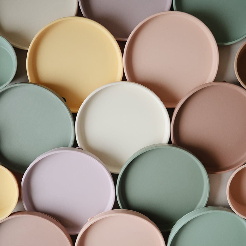 Mushie : Assiette en silicone classique "Blush" avec ventouse
