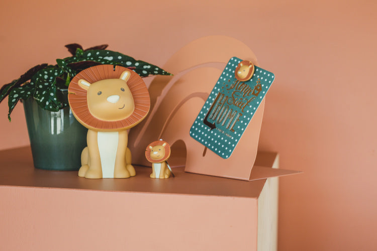 Atelier Pierre Junior: Hakuna Löwen Magnete | Braun