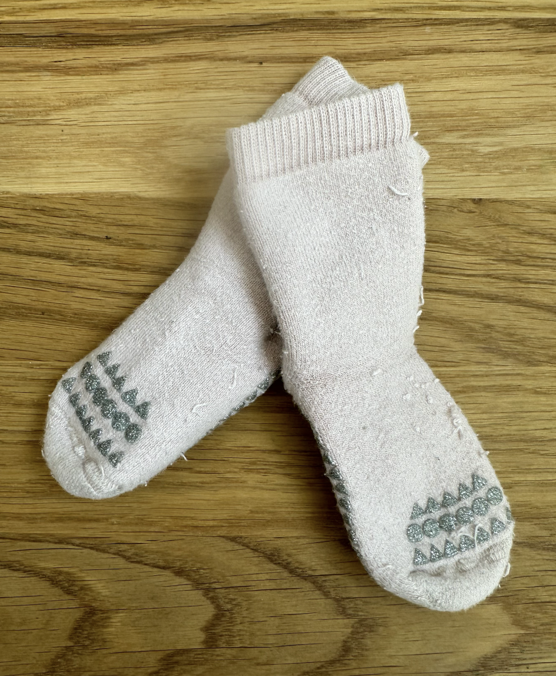 Chaussettes GoBabyGo "antidérapantes" | 12-18 mois | Rose tendre pailleté
