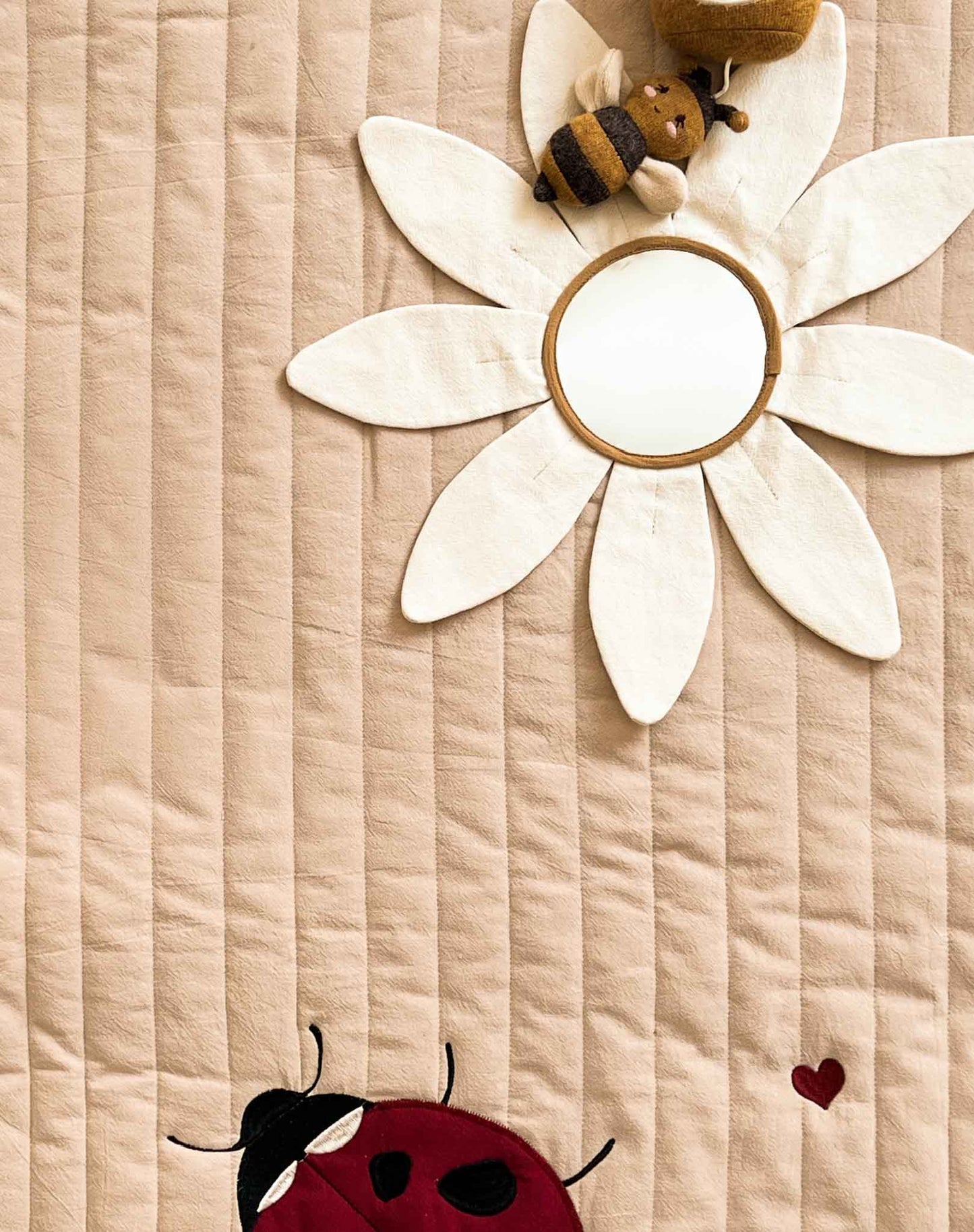 Konges Sløjd : Tapis d'éveil "Coccinelle"