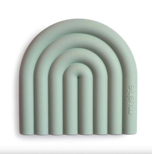 Mushie: Teether Rainbow "Cambridge Blue"