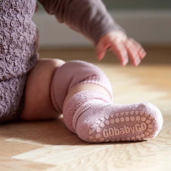 GoBabyGo: Rutschfeste Socken "Dusty Rose"