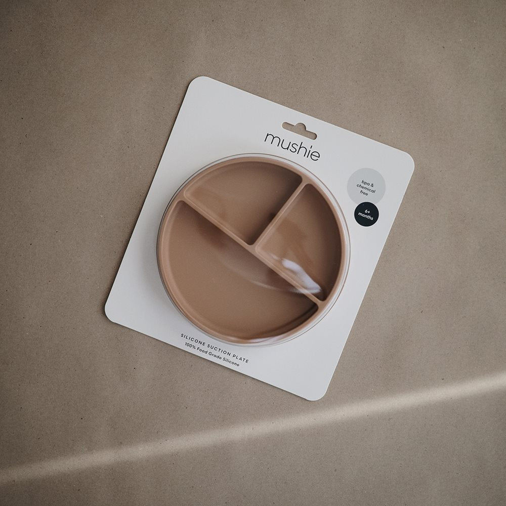Mushie : Assiette en silicone "Cambridge Blue" avec ventouse / séparateur.