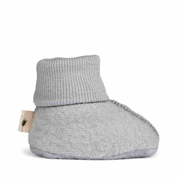 Wheat : Chaussons en polaire pour bébé | Ciel d'hiver