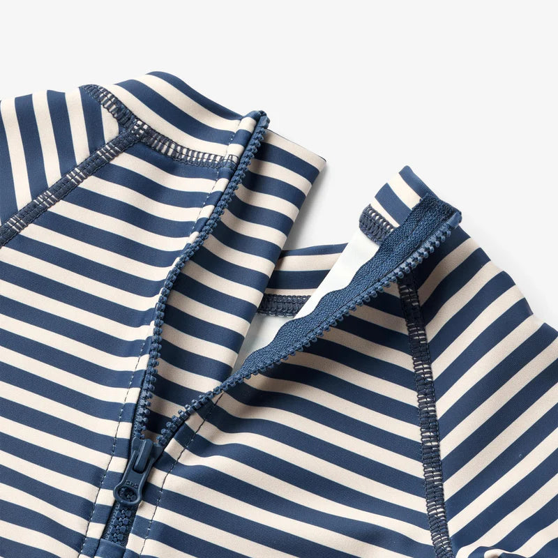 Wheat : Maillot de bain une pièce anti-UV modèle "Indigo Stripe"